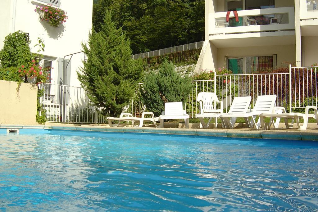 Terres De France - Residence Les Silenes Allevard Exterior photo